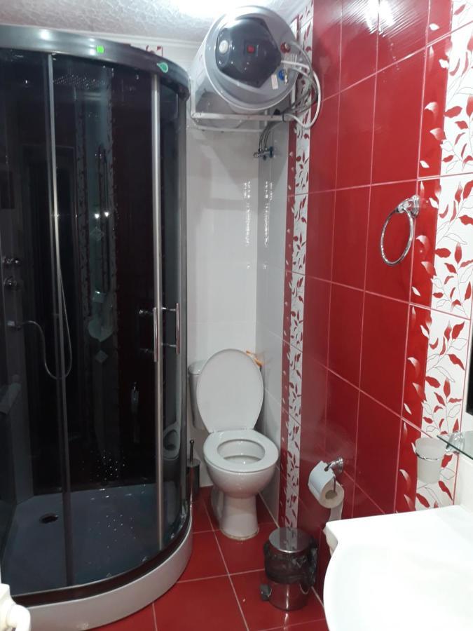 Къща За Гости Динас Zmeitsa Zewnętrze zdjęcie